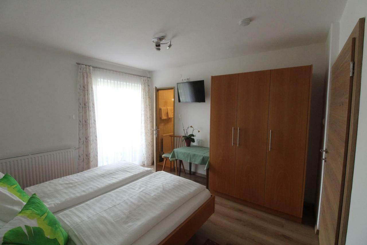 Kusternighof Hotel เวลเดน อัม เวิร์ทเทอร์ซี ภายนอก รูปภาพ